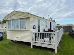 8 Berth 3 Bedroom Caravan on Sundowner Park in Hemsby